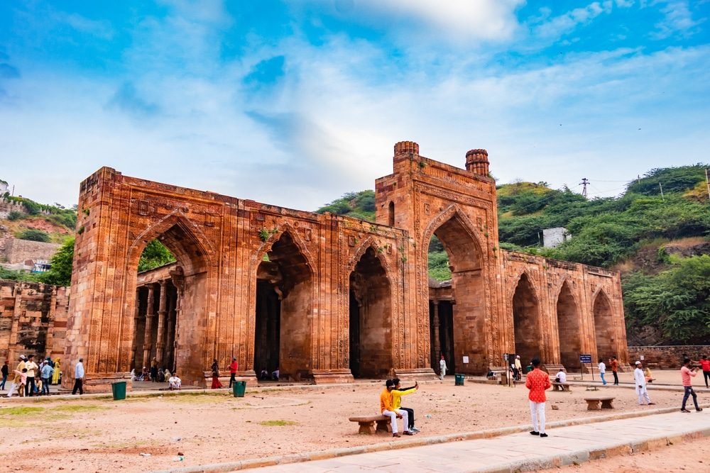 Udaipur to Ajmer Taxi